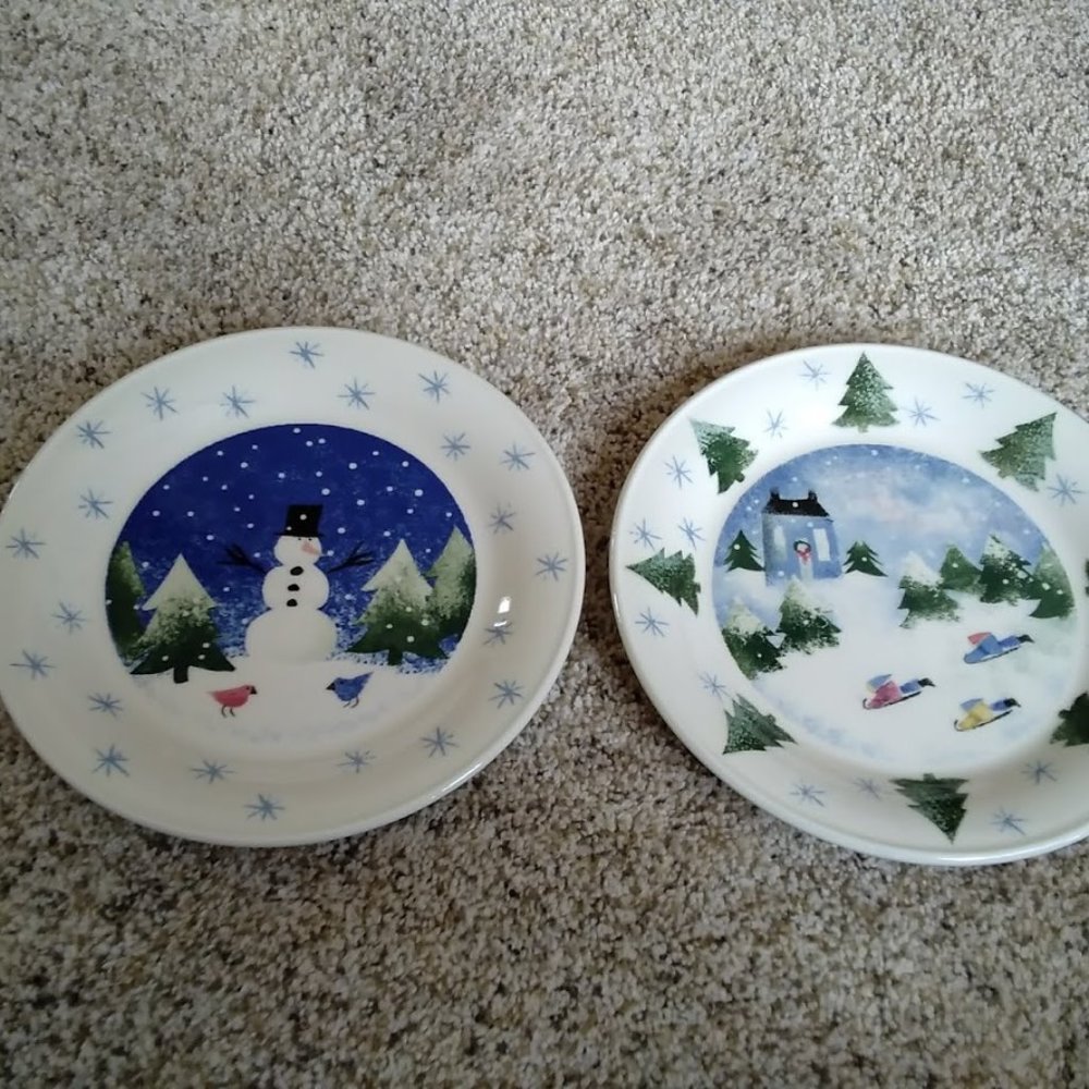 Vintage Winter Wonderland Plates - 2